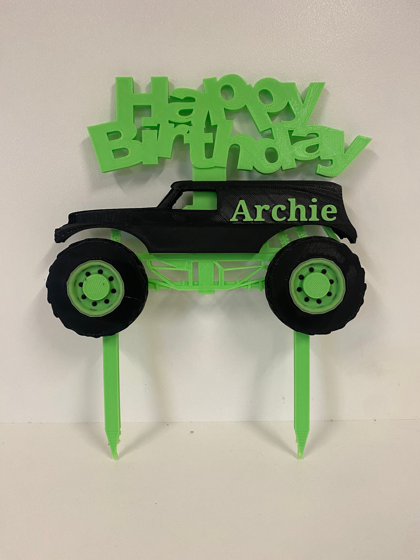 Personalised Cake Topper - Type 1 (Black body) (v1.0)