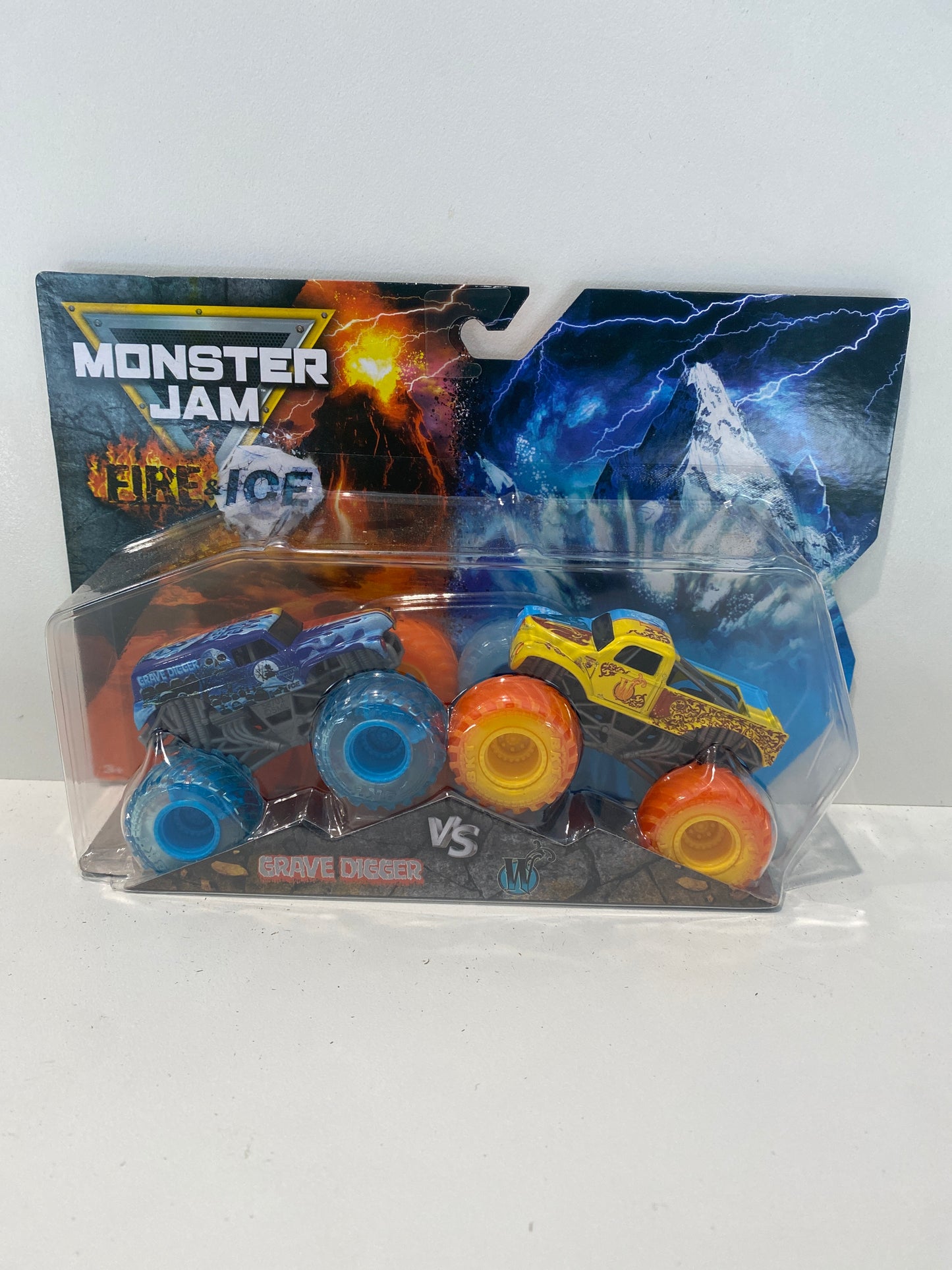 Grave Digger & Whiplash, Fire And Ice Split, Double Pack 1:64