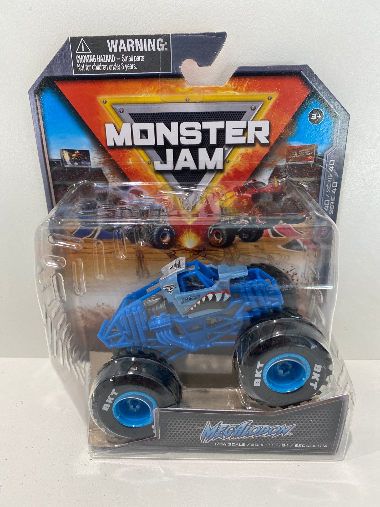 Megalodon Training Truck, S40, 1:64