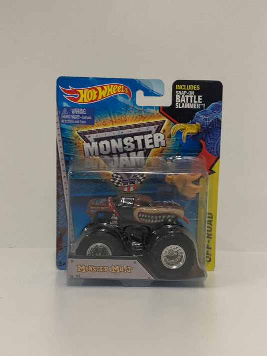 Monster Mutt 1:64 w/Battle Slammer, Hot Wheels/Monster Jam