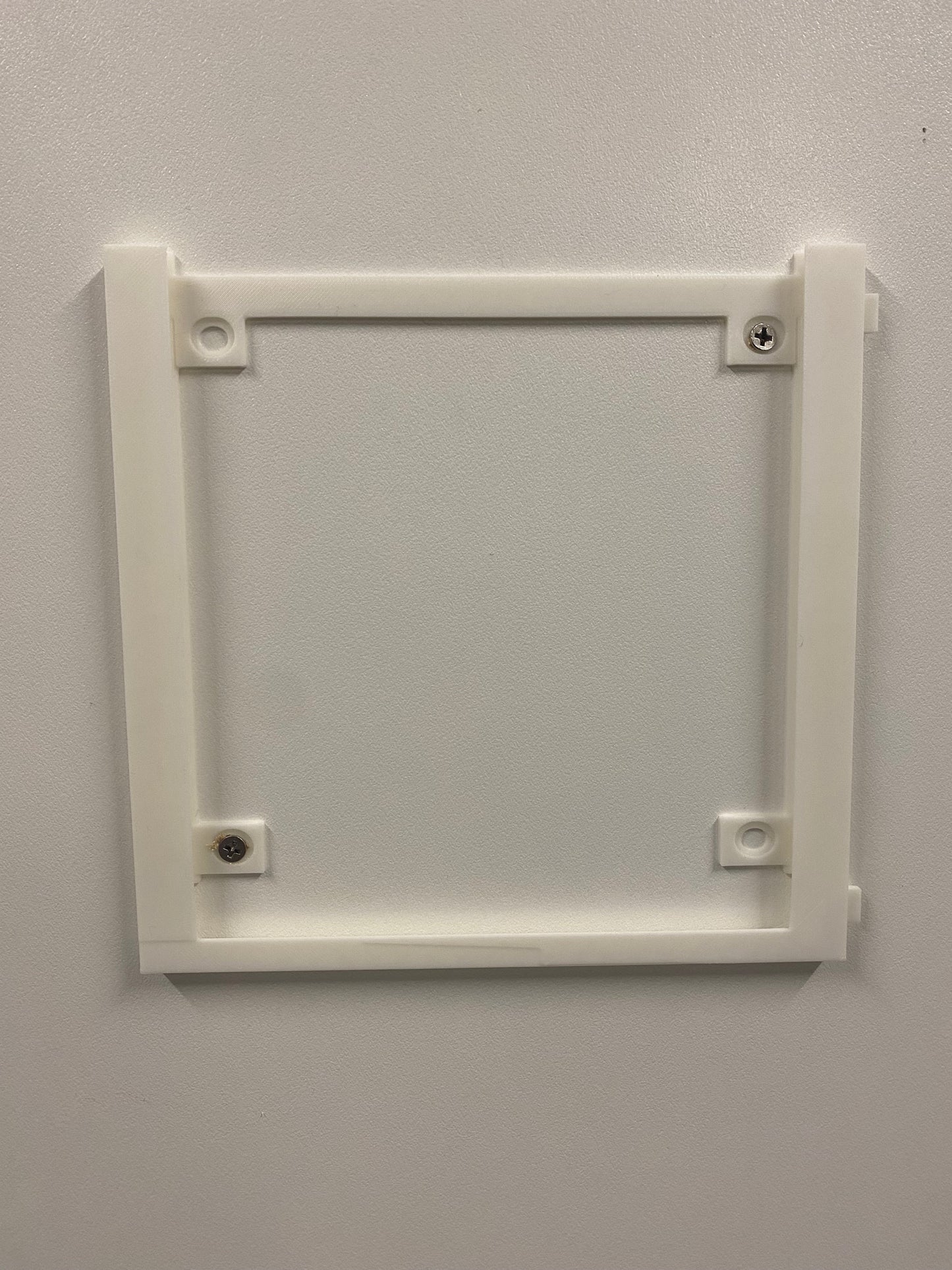 Single Protective case holder (v1.0)