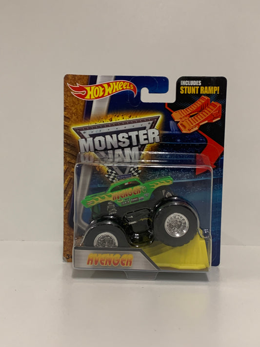 Avenger (green) 1:64 w/Stunt Ramp, Hot Wheels/Monster Jam