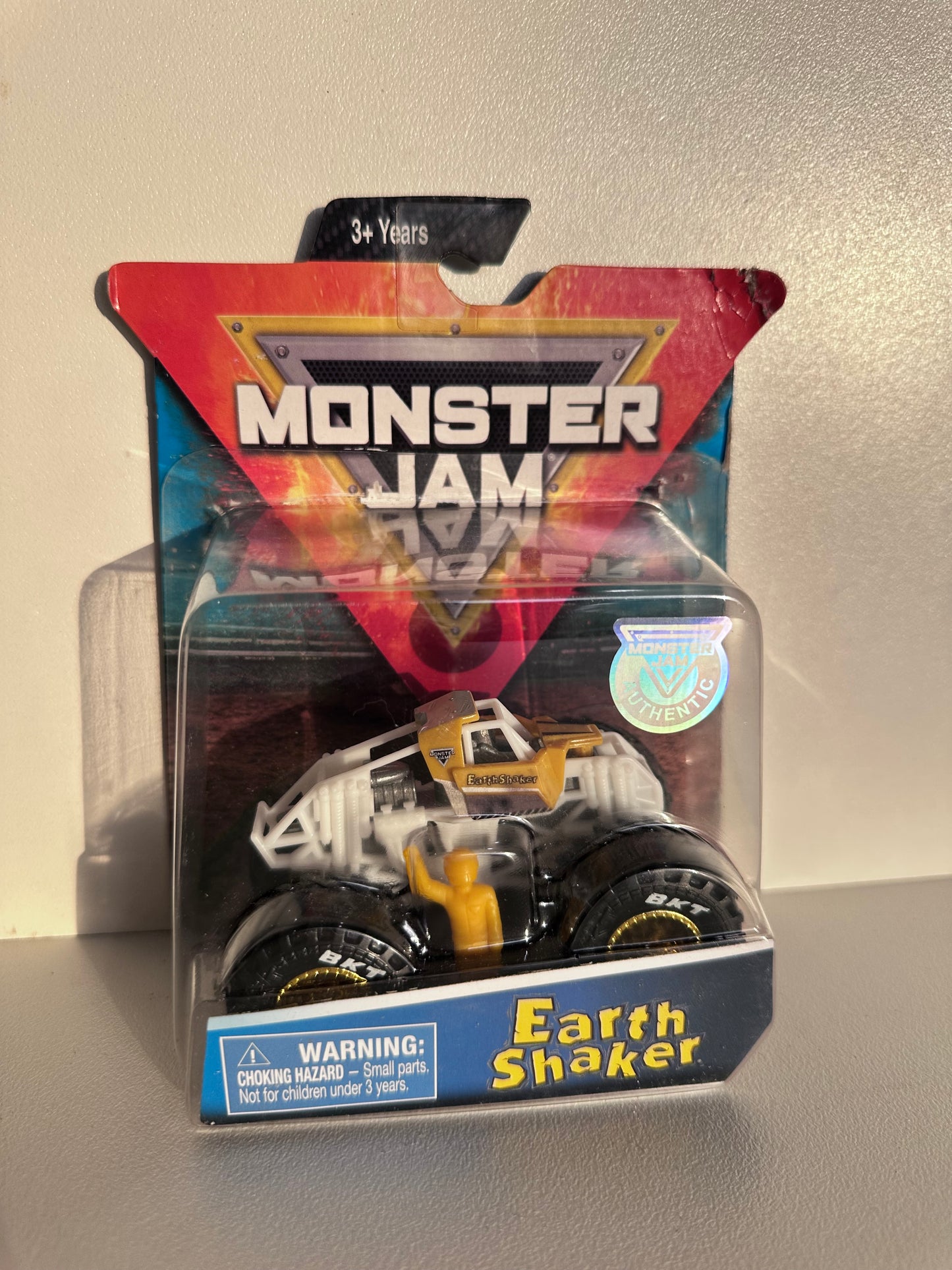 Earth Shaker Training Truck, 1:64 *LOOSE BUBBLE*