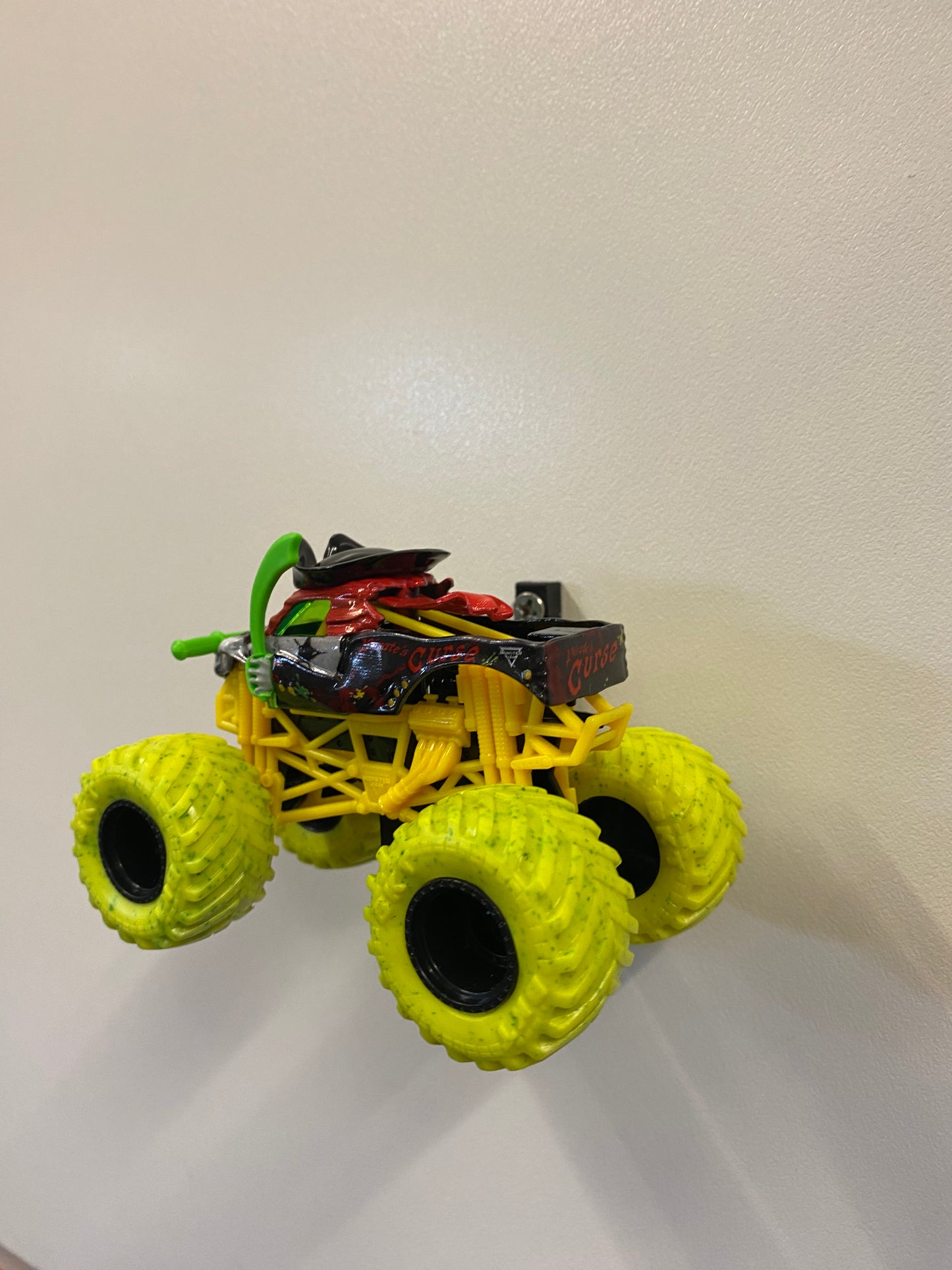 Loose Truck Holder - Type 1 (Under Mount)