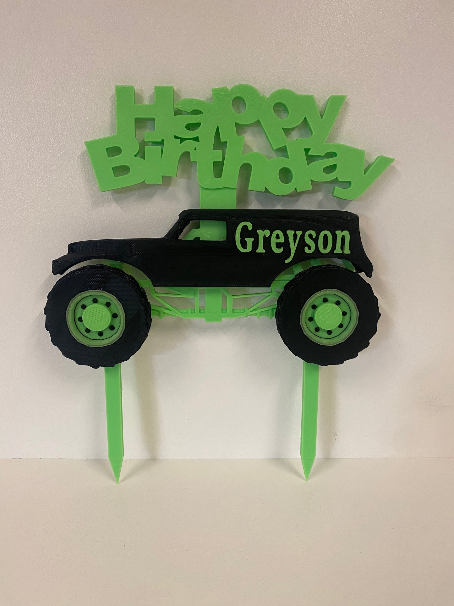 Personalised Cake Topper - Type 1 (Black body) (v1.0)