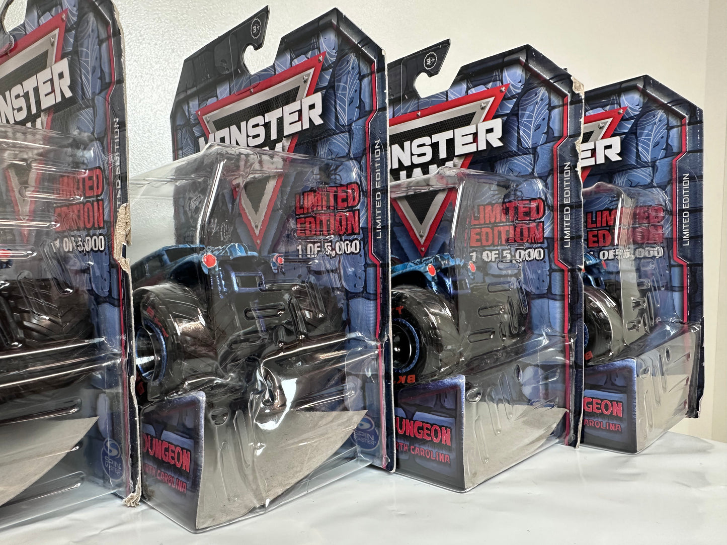 Diggers Dungeon, 1 of 5000, 1:64